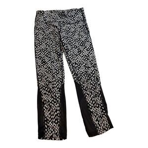NIKE| Dri-Fit Black White Print Mesh Leggings sz S